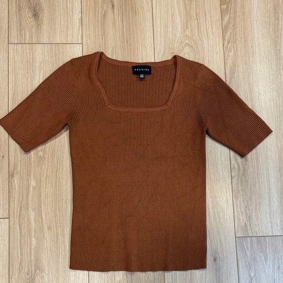Premise Rust Ribbed Knit Top - Picture 1 of 3